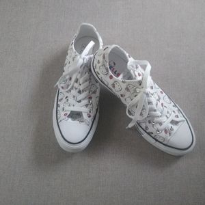 Hello Kitty Converse All-stars